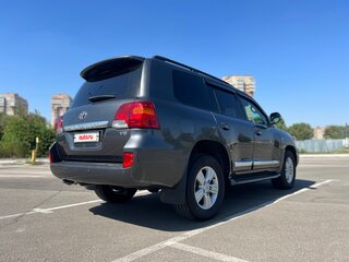 2011 Toyota Land Cruiser 200 Series, серый, 3350000 рублей, вид 4