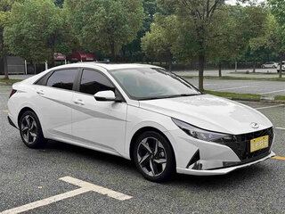 2022 Hyundai Elantra VII (CN7), белый, 1400000 рублей, вид 3