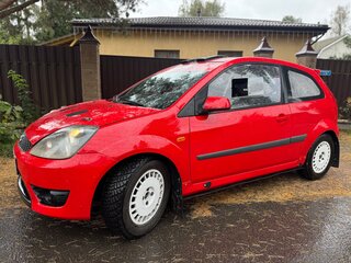 2008 Ford Fiesta Mk5, красный, 1333000 рублей, вид 3