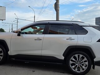 2020 Toyota RAV4 V (XA50), белый, 3900000 рублей, вид 5