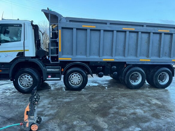 2011 Scania 4-Series, белый, 3950000 рублей - вид 1