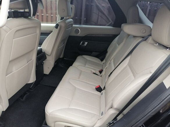 2019 Land Rover Discovery V, чёрный, 3600000 рублей - вид 9
