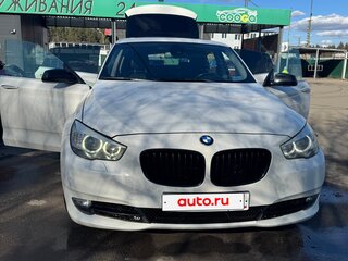 2010 BMW 5 серии Gran Turismo 535i xDrive VI (F10/F11/F07), белый, 1600000 рублей, вид 2