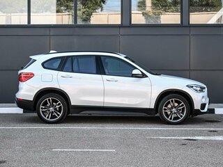 2018 BMW X1 18d xDrive II (F48), белый, 2889000 рублей, вид 5