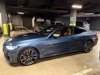 2020 BMW 4 серии M440i xDrive G22, G23, G26, синий, 6500000 рублей, вид 4