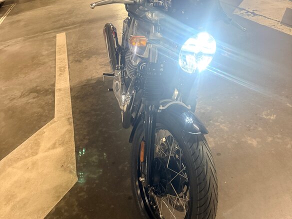 2024 Royal Enfield Continental GT, серебристый, 660000 рублей - вид 5