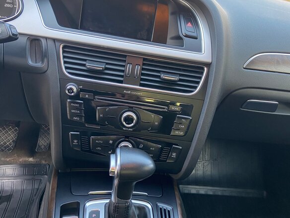 2015 Audi A4 IV (B8) Рестайлинг, белый, 1435000 рублей - вид 21