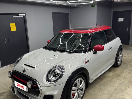 2019 Mini Hatch JCW III (F55/F56) Рестайлинг, серебристый, 2790000 рублей, вид 4