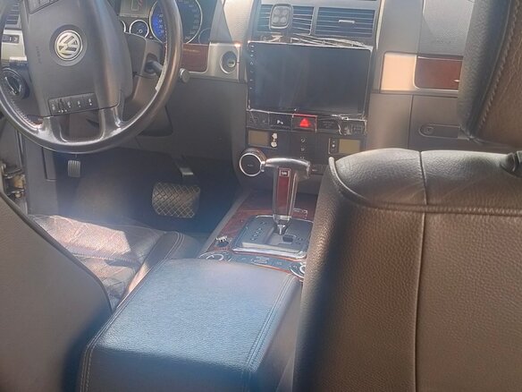 2004 Volkswagen Touareg I, серебристый - вид 15