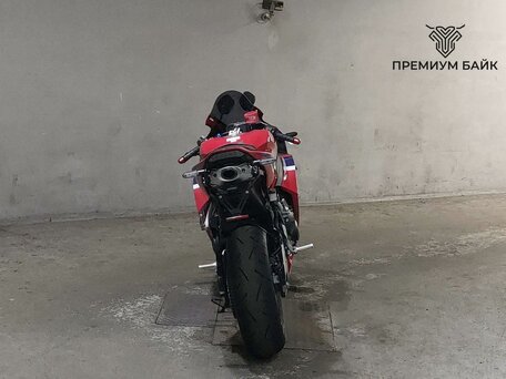 2024 Honda CBR 600RR, красный, 1449000 рублей, вид 4