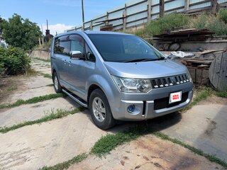 2007 Mitsubishi Delica D:5 I, серебристый, 1800000 рублей, вид 1