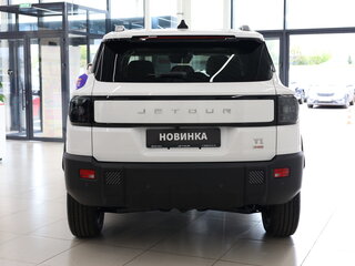 2026 Jetour T1, белый, 3999900 рублей, вид 4