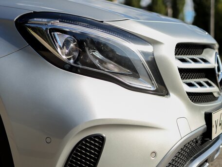 2019 Mercedes-Benz GLA 200 I (X156) Рестайлинг, серебристый, 2450000 рублей, вид 4