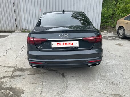 2021 Audi A4 35 TFSI V (B9) Рестайлинг, серый, 3950000 рублей, вид 4