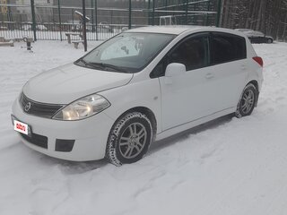 2012 Nissan Tiida I Рестайлинг, белый, 650000 рублей, вид 1