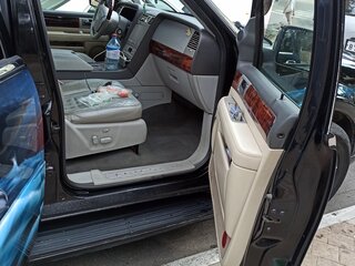 2005 Lincoln Navigator 6-speed II, чёрный, 1400000 рублей, вид 4