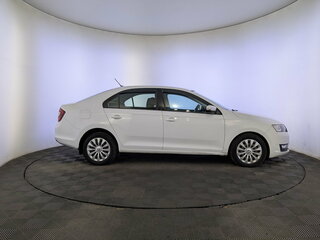 2018 Skoda Rapid I Рестайлинг, белый, 1150000 рублей, вид 4