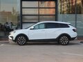 2024 Lada (ВАЗ) Vesta SW Cross I Рестайлинг (NG), белый, 1299000 рублей - вид 1