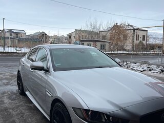 2015 Jaguar XE I, серебристый, 2100000 рублей, вид 1