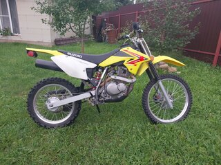 Suzuki DR-Z 125