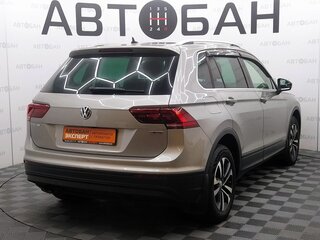 2019 Volkswagen Tiguan II, серый, 2472000 рублей, вид 3