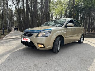 2010 Kia Rio II Рестайлинг, бежевый, 522000 рублей, вид 1