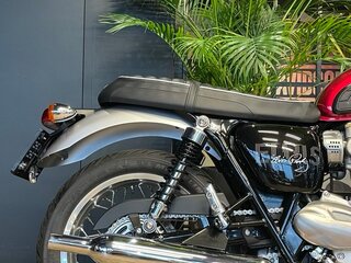2024 Triumph Bonneville T120, красный, 1790000 рублей, вид 5