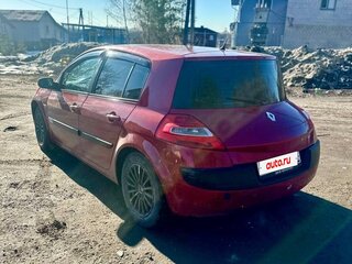 2006 Renault Megane II Рестайлинг, красный, 230000 рублей, вид 3