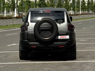 2012 Toyota FJ Cruiser, белый, 3530000 рублей, вид 2