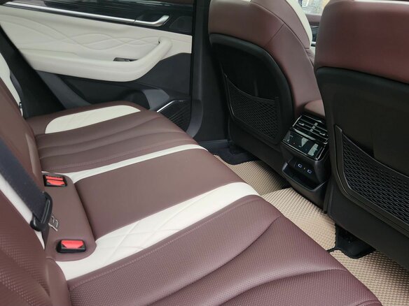2022 Geely Monjaro I, серый, 3120000 рублей - вид 22