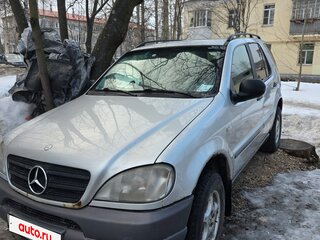 1999 Mercedes-Benz M-Класс 230 I (W163), серый, 320000 рублей, вид 1
