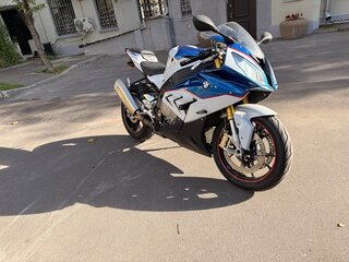 2016 BMW S 1000 RR, белый, 1400000 рублей, вид 1