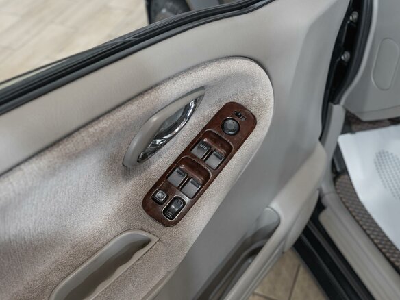 2005 Suzuki XL7 I Рестайлинг, чёрный - вид 12