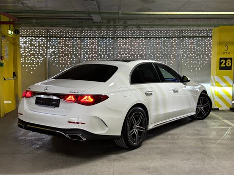 2026 Mercedes-Benz E-Класс 300 VI (W214, S214), белый, 8790000 рублей, вид 4