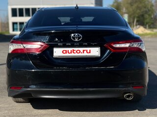 2017 Toyota Camry US Market VIII (XV70), чёрный, 1850000 рублей, вид 3