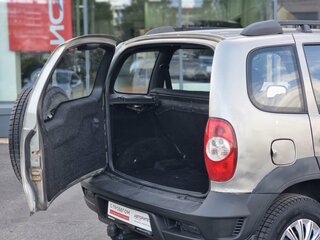 2009 Chevrolet Niva I Рестайлинг, серый, 279000 рублей, вид 4