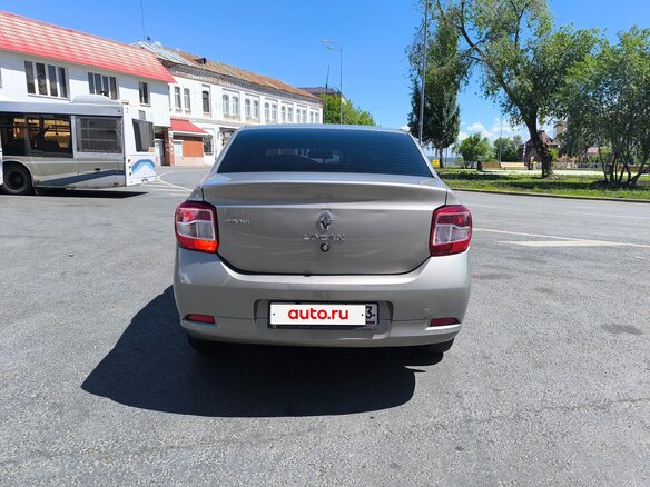 2017 Renault Logan II, золотистый, 800000 рублей - вид 11