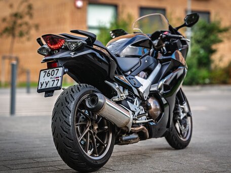 2014 Honda VFR 800, чёрный, 666000 рублей, вид 4