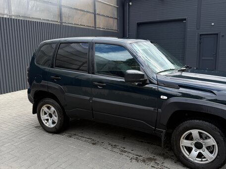 2025 Lada (ВАЗ) Niva Travel I, зелёный, 1040000 рублей, вид 3