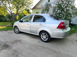 2007 Chevrolet Aveo I Рестайлинг, серебристый, 270000 рублей, вид 4