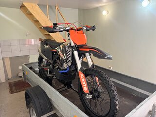 Avantis Enduro 250 Pro/Carb