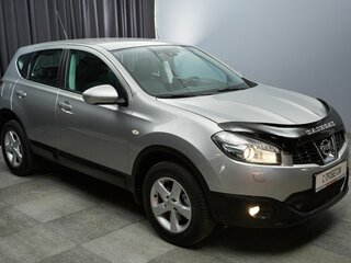 2013 Nissan Qashqai I Рестайлинг, серебристый, 1287000 рублей, вид 3