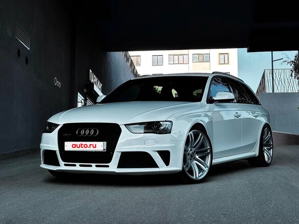2013 Audi RS 4 III (B8), белый, 3700000 рублей