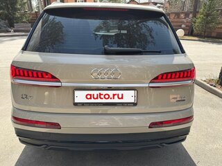 2020 Audi Q7 45 TDI II (4M) Рестайлинг, бежевый, 8810000 рублей, вид 4