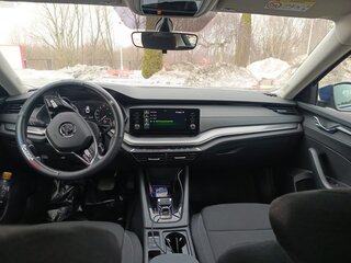 2021 Skoda Octavia IV (A8), жёлтый, 1890000 рублей, вид 5