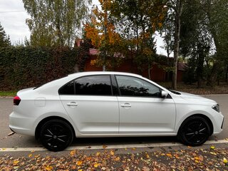 2022 Volkswagen Polo VI, белый, 2100000 рублей, вид 4