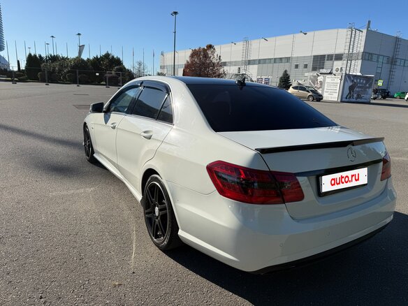 2011 Mercedes-Benz E-Класс 200 7G-Tronic IV (W212, S212, C207), белый, 1700000 рублей - вид 5