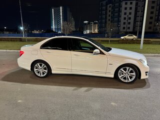 2012 Mercedes-Benz C-Класс 200 III (W204) Рестайлинг, белый, 1970000 рублей, вид 4