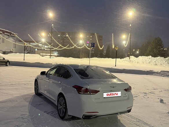 2017 Genesis G80 I, белый, 2500000 рублей - вид 6