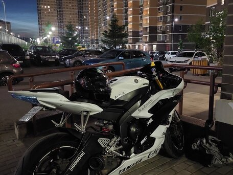 2007 Yamaha YZF-R6, белый, 660000 рублей, вид 3